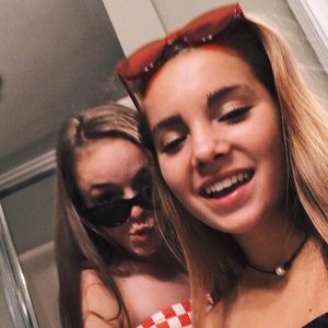 Meet your Posher, Addie